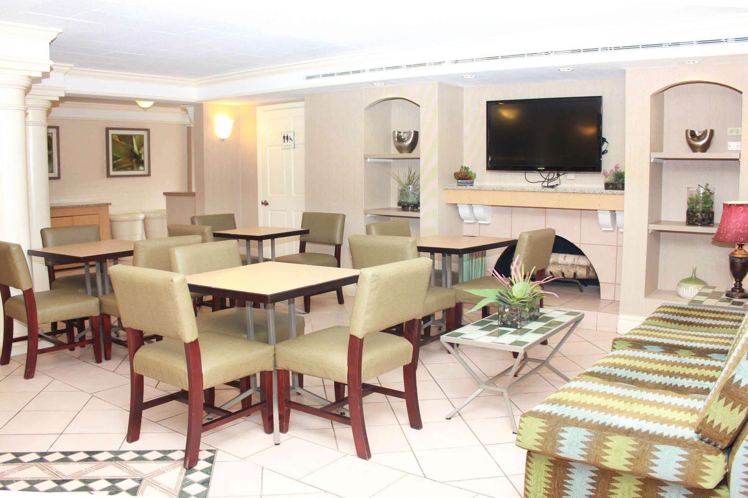 La Quinta Inn By Wyndham New Orleans West Bank / Gretna Bagian luar foto
