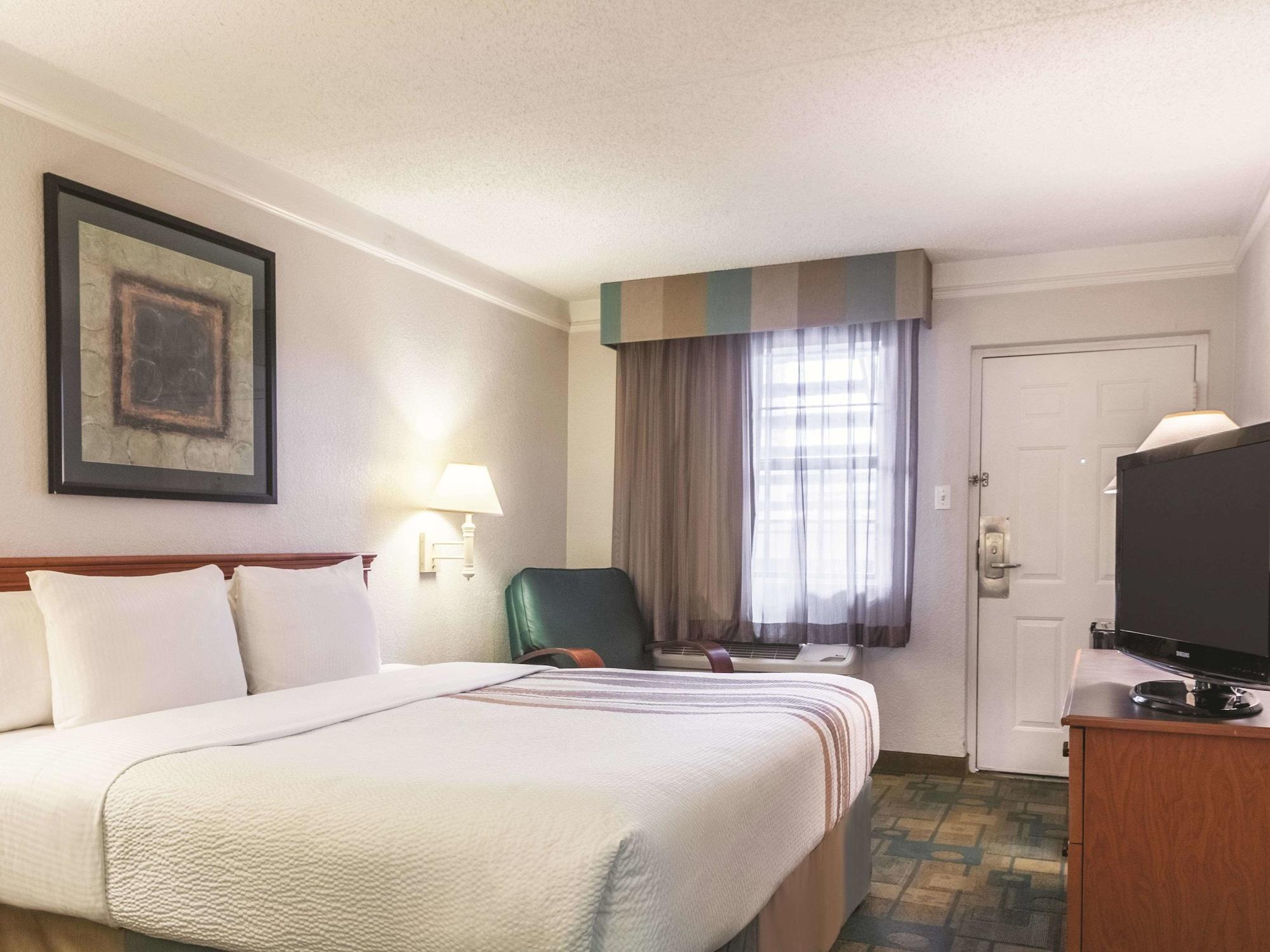 La Quinta Inn By Wyndham New Orleans West Bank / Gretna Bagian luar foto